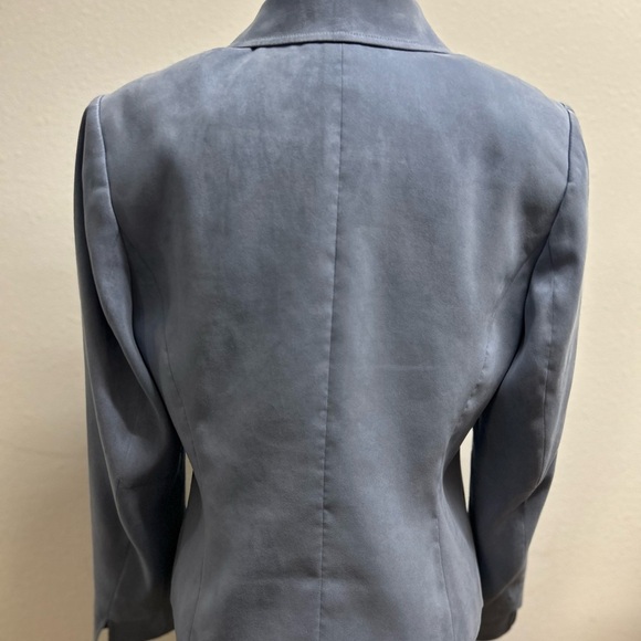 Talbots Blue Blazer Structured Shoulders Professional Fit - Picture 2 of 3